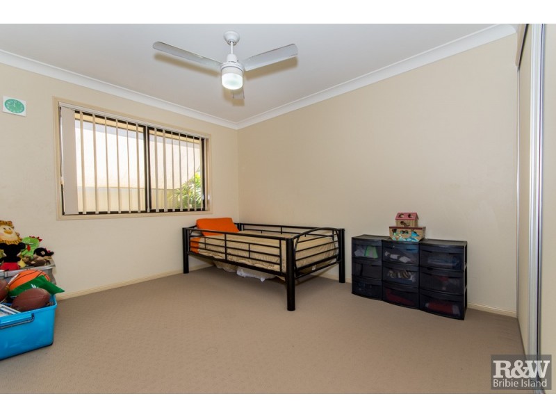 40 Bilinga Court, Sandstone Point QLD 4511
