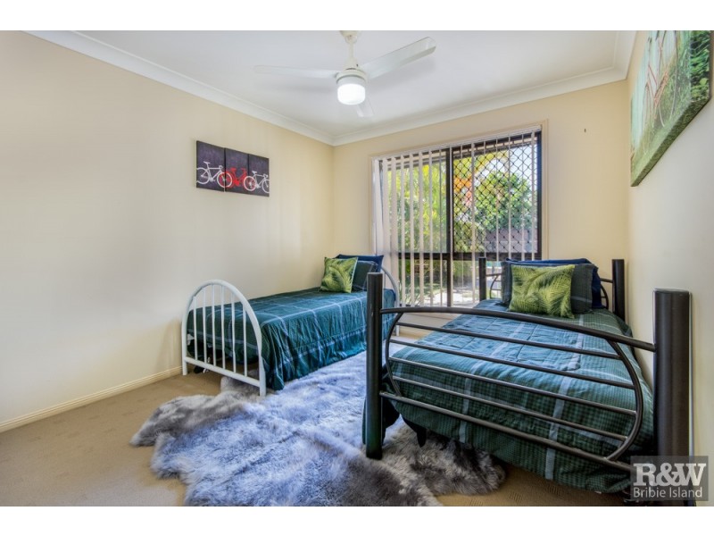 40 Bilinga Court, Sandstone Point QLD 4511