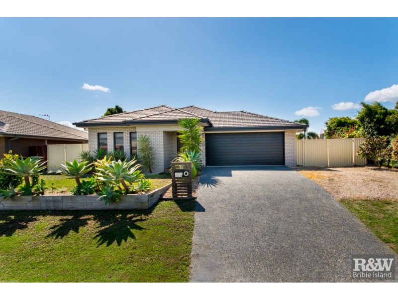 10 Ningi Waters Drive, Ningi QLD 4511