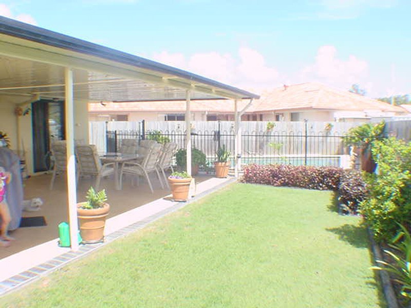 151 Endeavour Drive, Banksia Beach QLD 4507