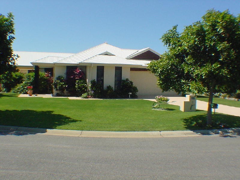 1 Swordfish Place, Banksia Beach QLD 4507