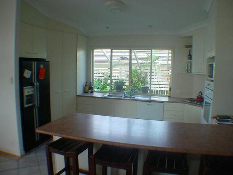 33 Jacaranda Drive, Bongaree QLD 4507