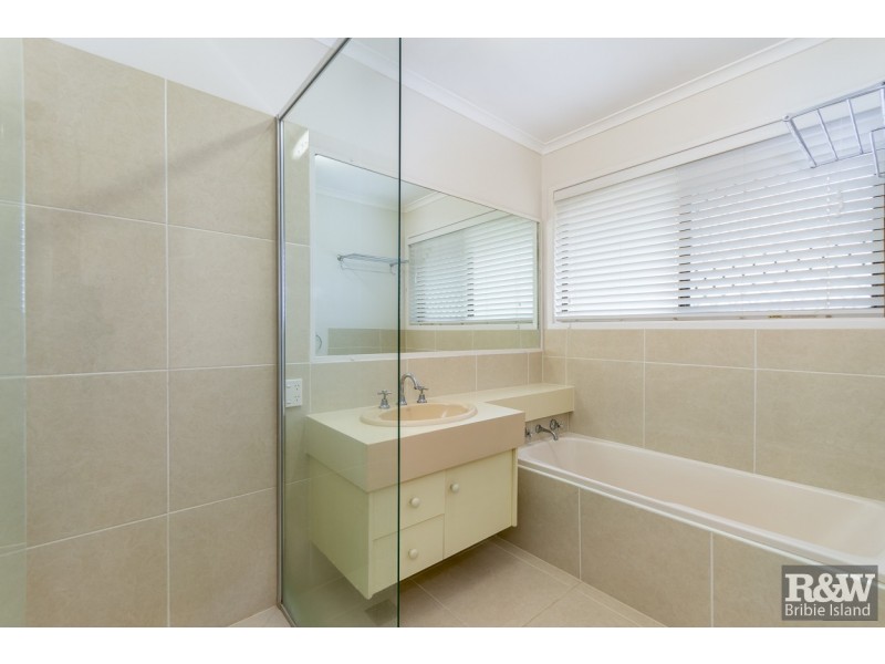 84 Arcadia Ave, Woorim QLD 4507