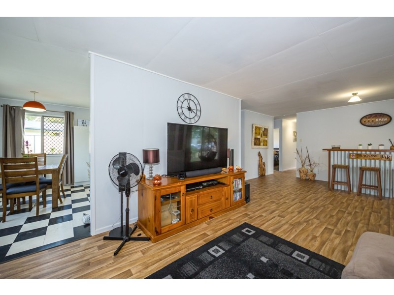 10 McDonald Street, Bongaree QLD 4507