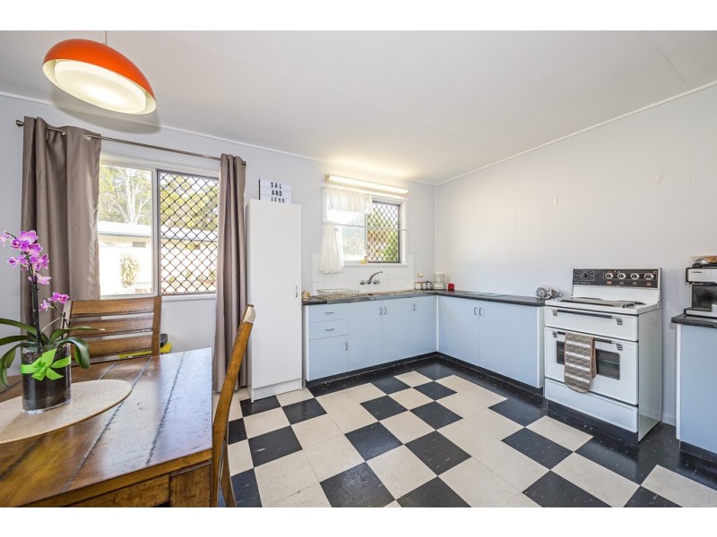 10 McDonald Street, Bongaree QLD 4507