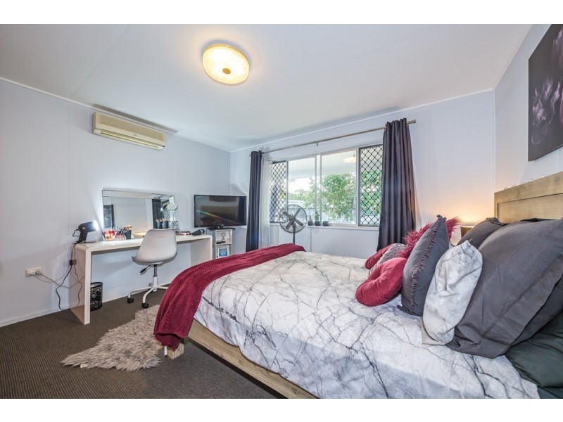 10 McDonald Street, Bongaree QLD 4507