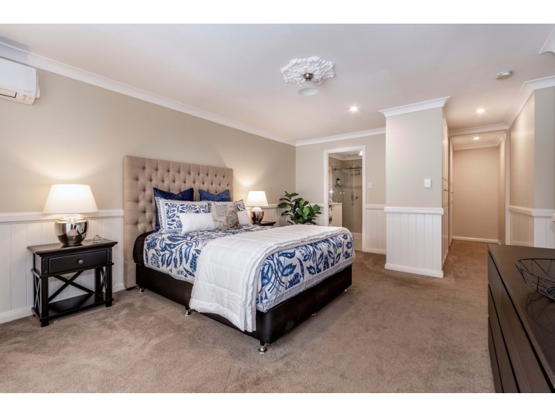 1 Skiff Court, Banksia Beach QLD 4507