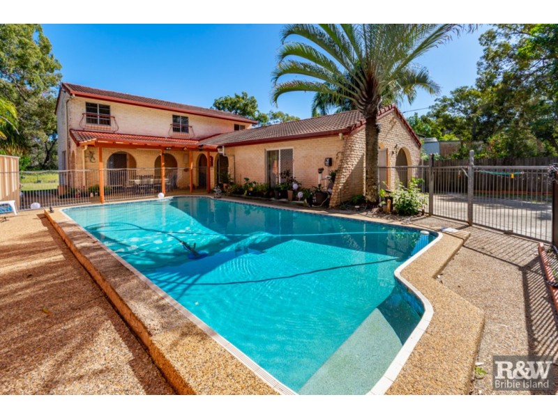 12 Bracken Street, Woorim QLD 4507