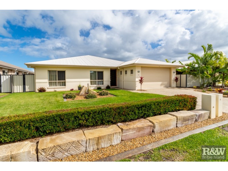 74 Pentas Drive, Bongaree QLD 4507