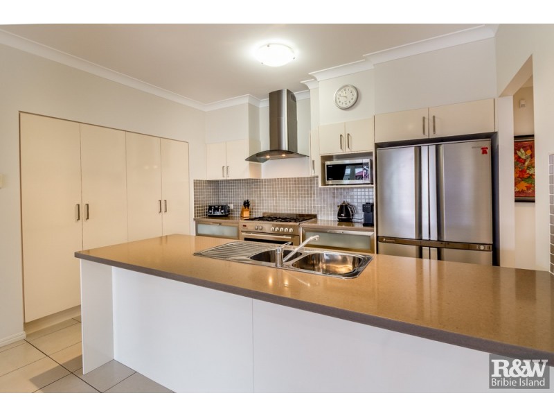 74 Pentas Drive, Bongaree QLD 4507