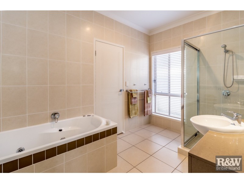 74 Pentas Drive, Bongaree QLD 4507