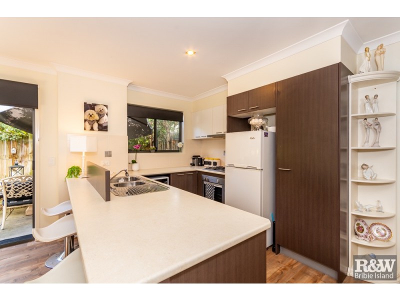 6/11 Fourth Ave, Bongaree QLD 4507