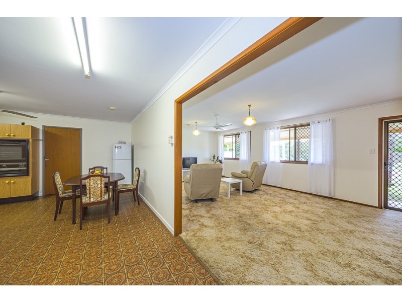 50 Wattle Avenue, Bongaree QLD 4507