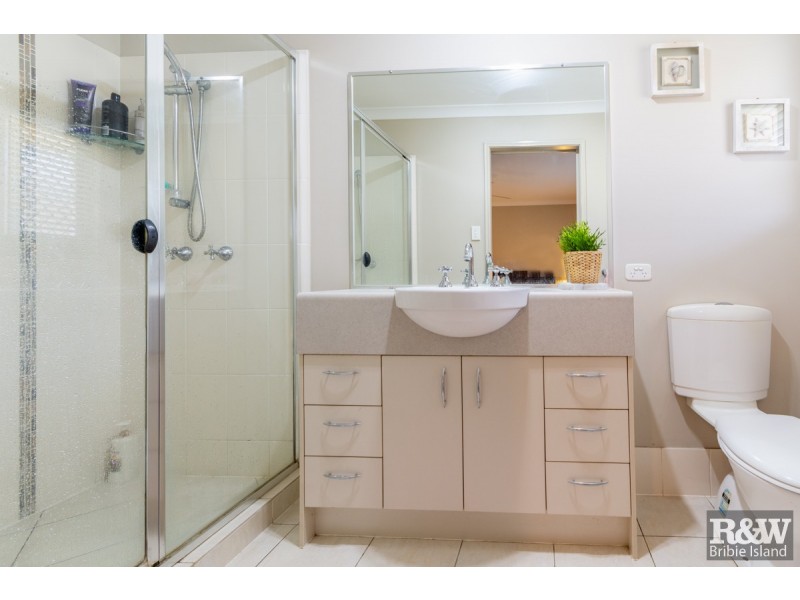 25 Barklya Crescent, Bongaree QLD 4507