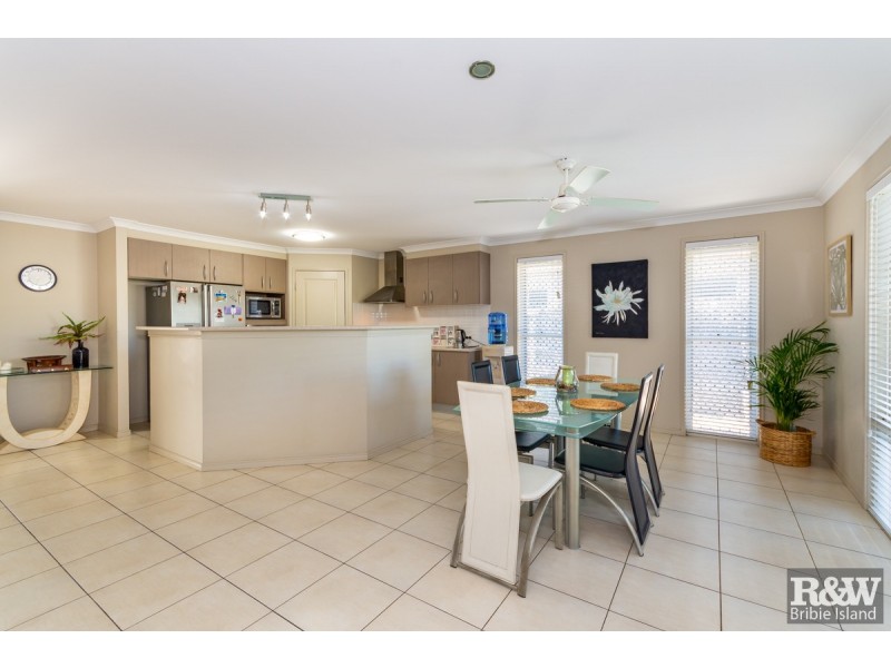 25 Barklya Crescent, Bongaree QLD 4507