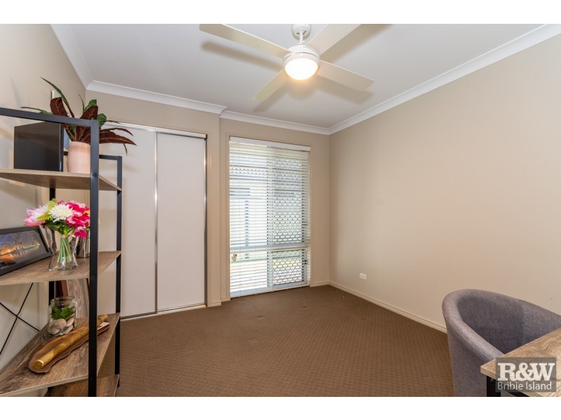 25 Barklya Crescent, Bongaree QLD 4507