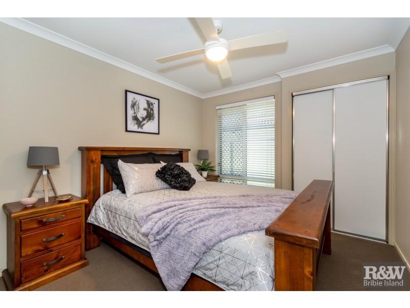 25 Barklya Crescent, Bongaree QLD 4507