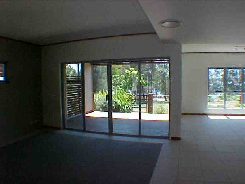 Sandstone Point QLD 4511