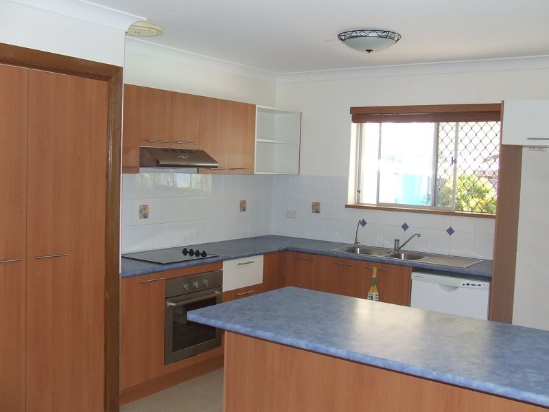 20 Ferguson Avenue, Bongaree QLD 4507