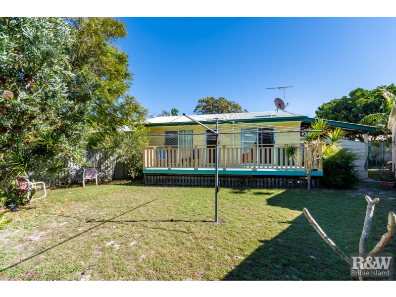 2/23 Sixth Ave, Woorim QLD 4507
