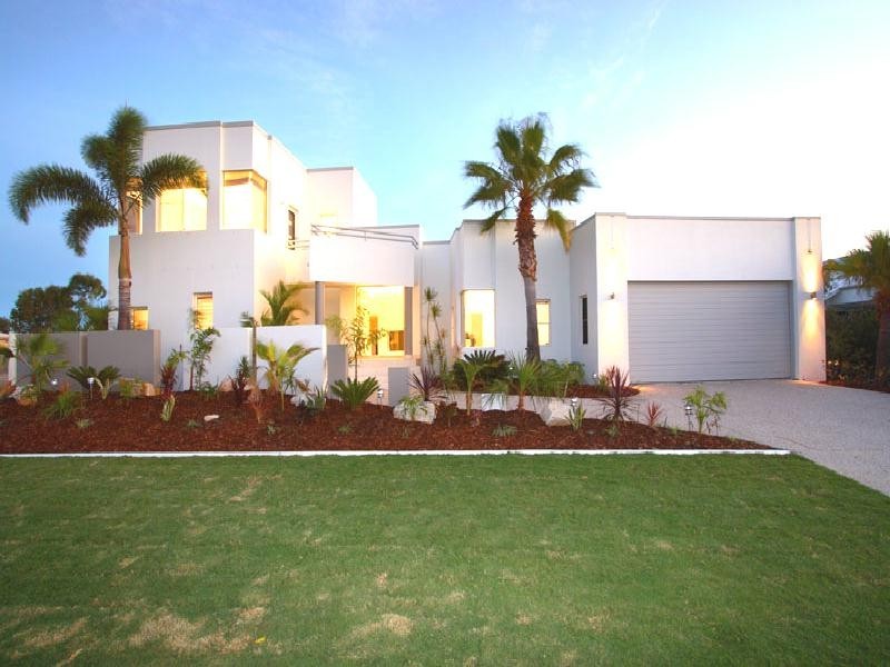 68 Marina Boulevarde, Banksia Beach QLD 4507