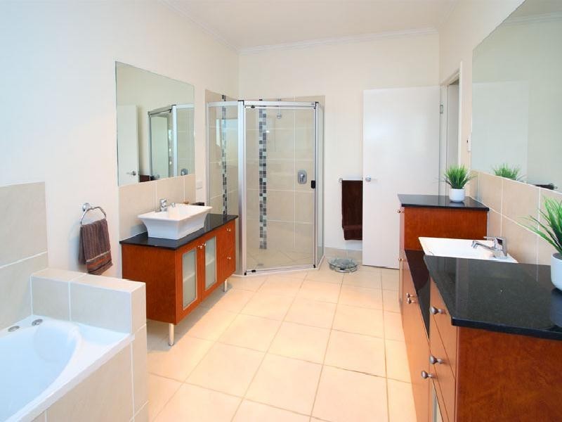 68 Marina Boulevarde, Banksia Beach QLD 4507