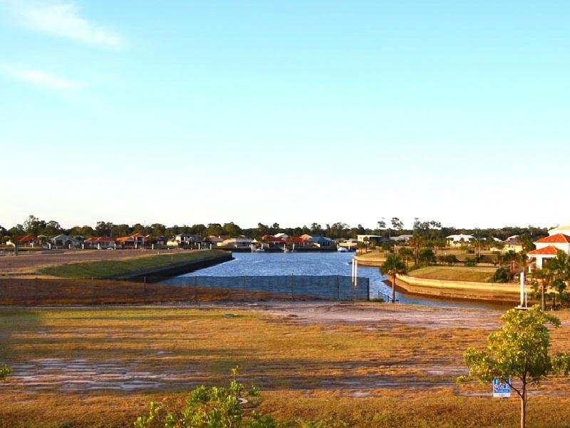 68 Marina Boulevarde, Banksia Beach QLD 4507