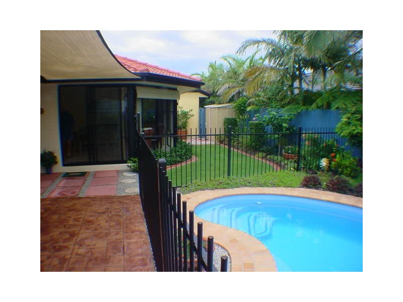 35  Voyagers Drive, Banksia Beach QLD 4507