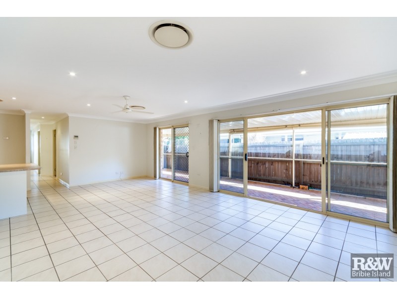 26 Corrimal Place, Sandstone Point QLD 4511