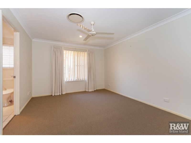 26 Corrimal Place, Sandstone Point QLD 4511