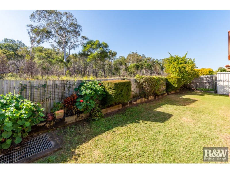 26 Corrimal Place, Sandstone Point QLD 4511
