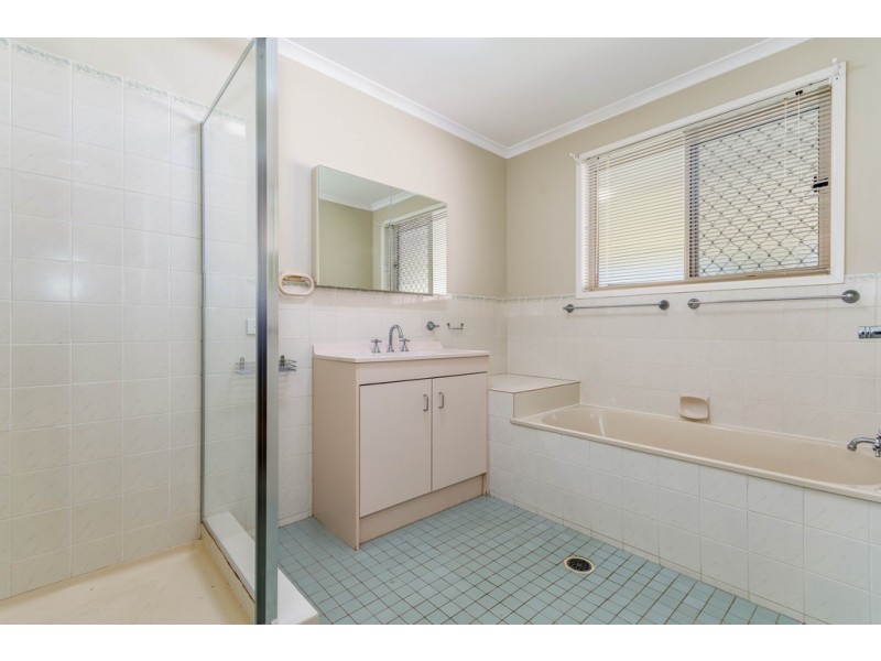 13 Beagle Avenue, Banksia Beach QLD 4507