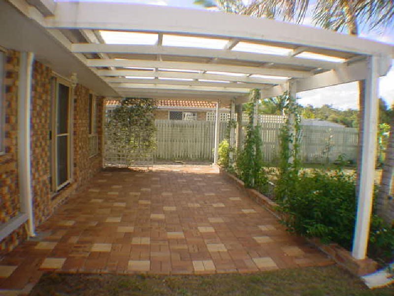 26 Anchor Court, Banksia Beach QLD 4507