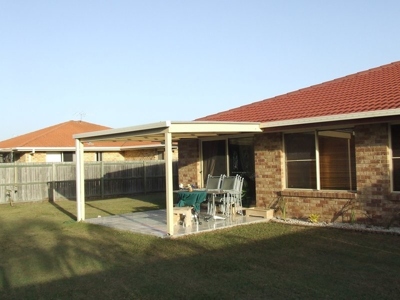 28 Perch Circuit, Sandstone Point QLD 4511