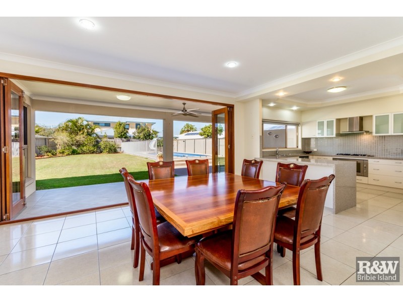 39 Raptor Parade, Banksia Beach QLD 4507