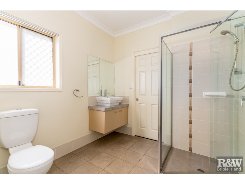 39 Raptor Parade, Banksia Beach QLD 4507