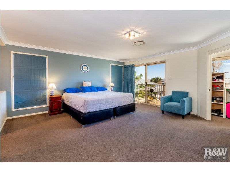 39 Raptor Parade, Banksia Beach QLD 4507