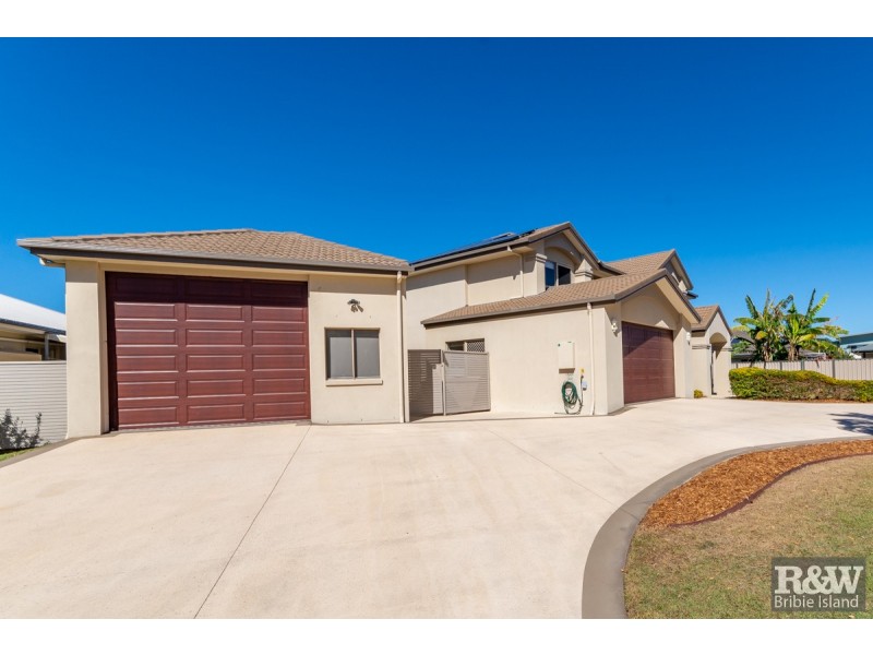 39 Raptor Parade, Banksia Beach QLD 4507