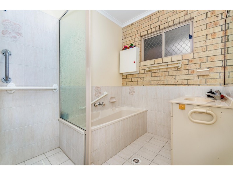 2/21 Foley Street, Bongaree QLD 4507