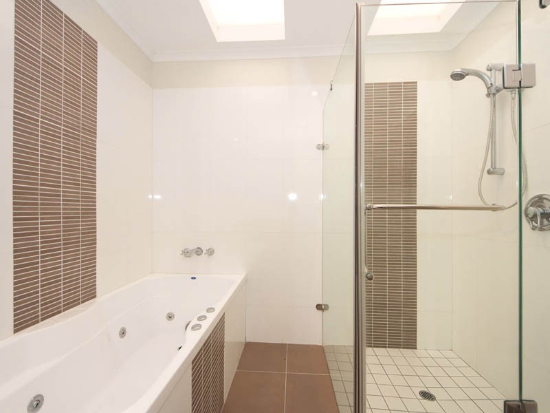 Sandstone Point QLD 4511