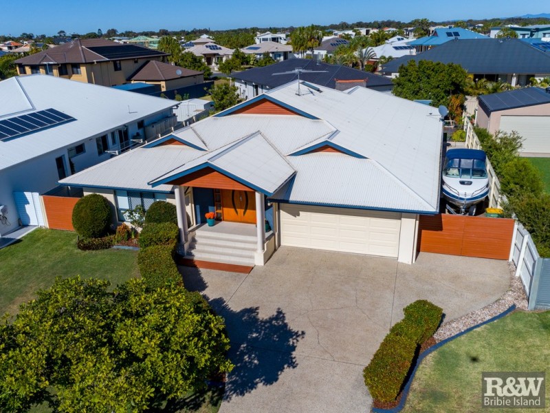 21 Raptor Parade, Banksia Beach QLD 4507