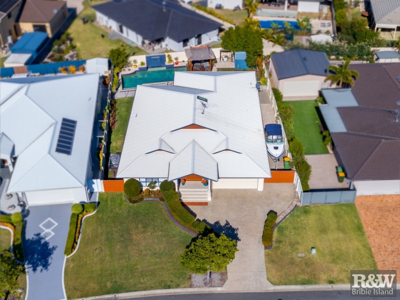 21 Raptor Parade, Banksia Beach QLD 4507