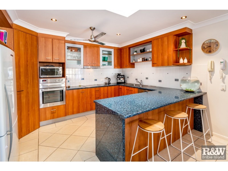 21 Raptor Parade, Banksia Beach QLD 4507