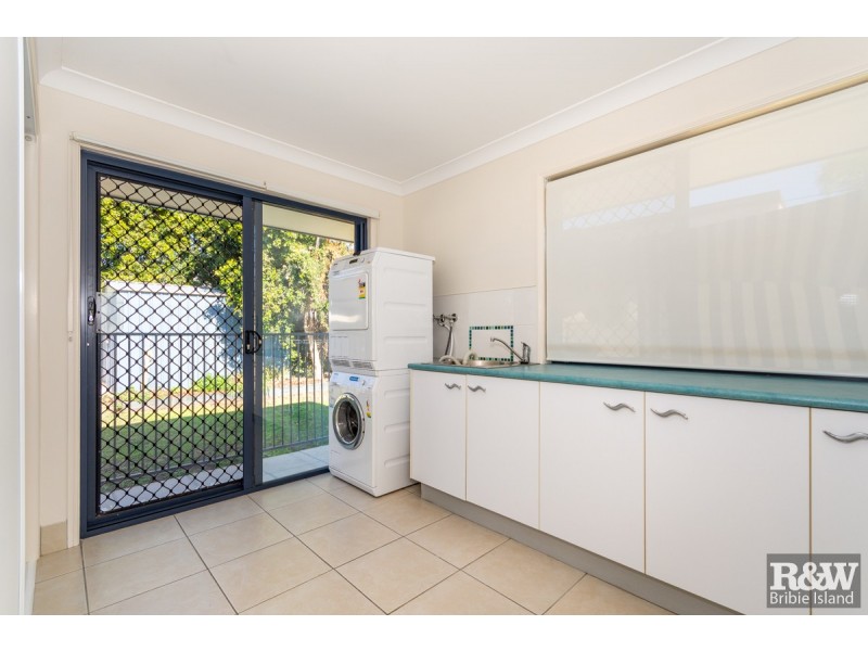 21 Raptor Parade, Banksia Beach QLD 4507