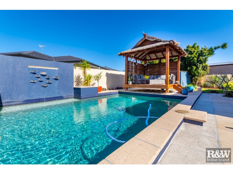 21 Raptor Parade, Banksia Beach QLD 4507