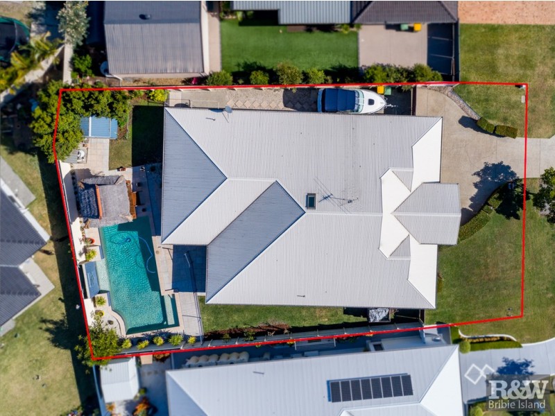 21 Raptor Parade, Banksia Beach QLD 4507