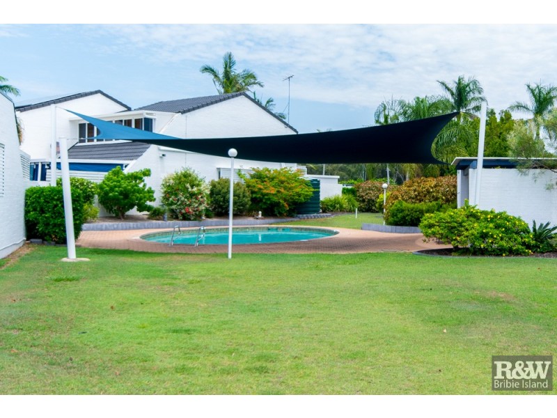 Sandstone Point QLD 4511