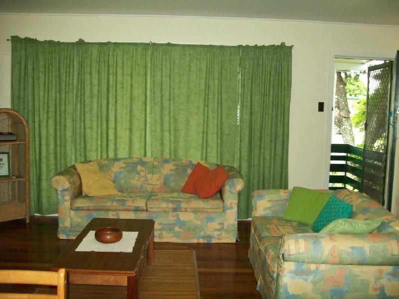 10 Kingfisher Drive, Bribie Island QLD 4507