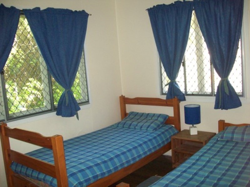 10 Kingfisher Drive, Bribie Island QLD 4507