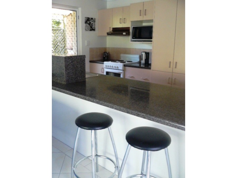 6a  Jabiru Street, Bribie Island QLD 4507